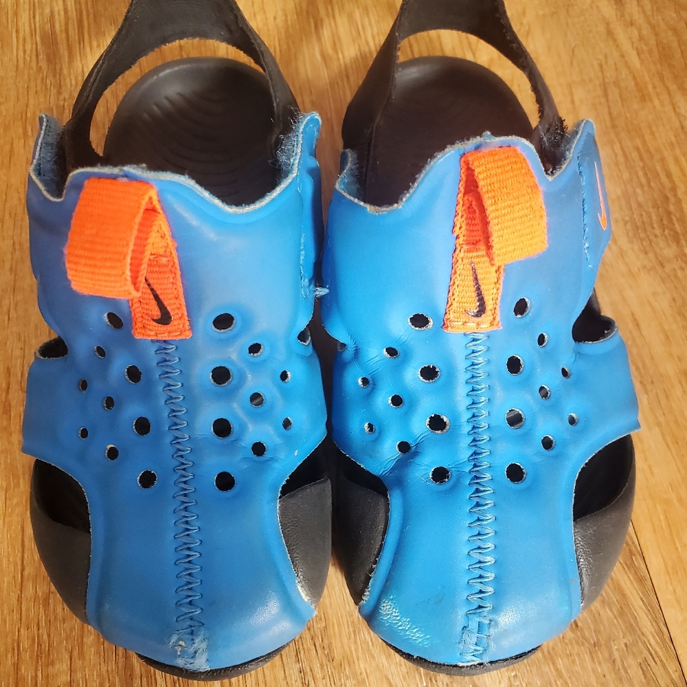 Nike Toddler water shoes